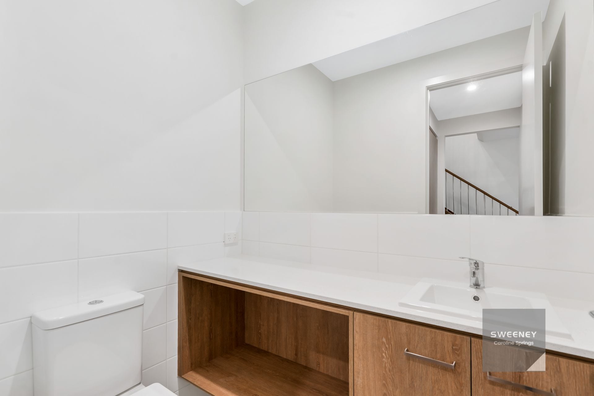 70 Featherwood Drive, Aintree - Thumbnail 7