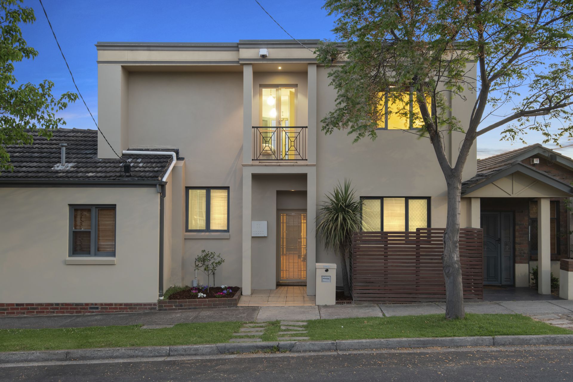 LIFESTYLE LOCATION, CITY VIEWS