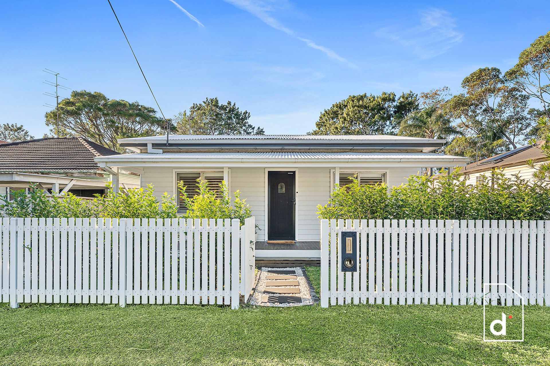 21 Pioneer Road, Bellambi NSW 2518