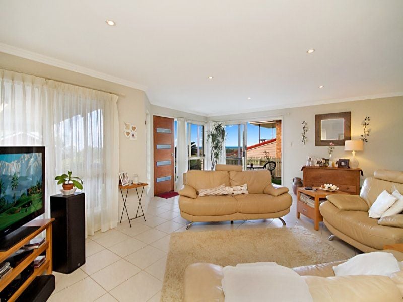 3/24 Bione Avenue BANORA POINT NSW, Banora Point - Thumbnail 2