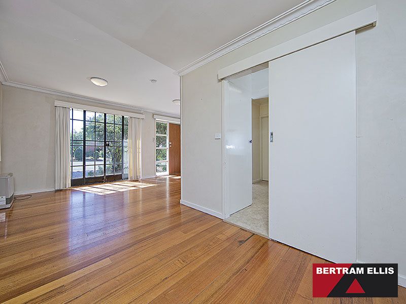 9 Gregson Place, Curtin - Thumbnail 5