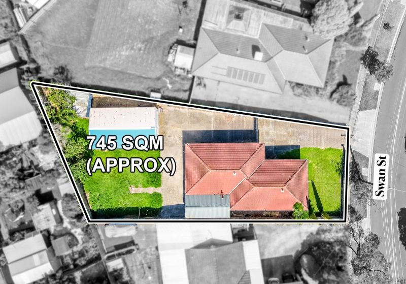 24 Swan Street, Werribee - Thumbnail 2