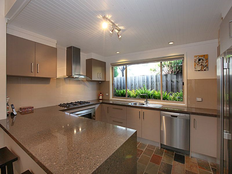22 Shane Avenue, Seabrook - Thumbnail 5