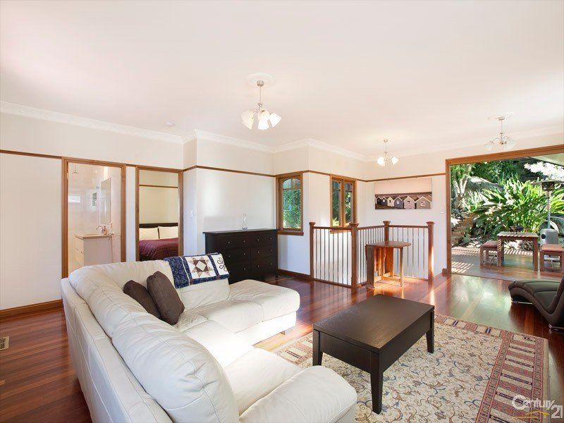25 Tenth Ave, OYSTER BAY, Oyster Bay - Thumbnail 3