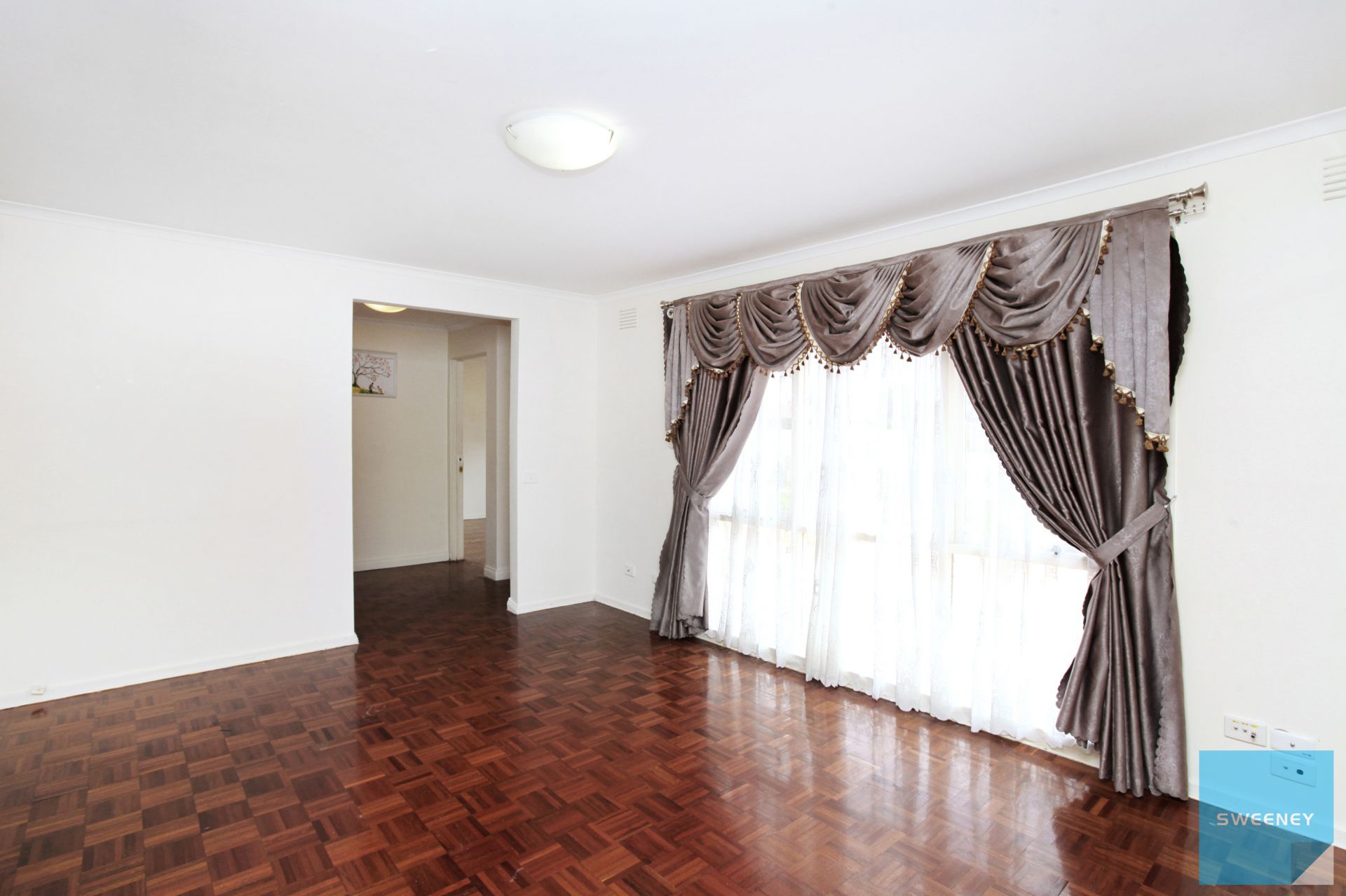 62 Chester Crescent, Deer Park - Thumbnail 4