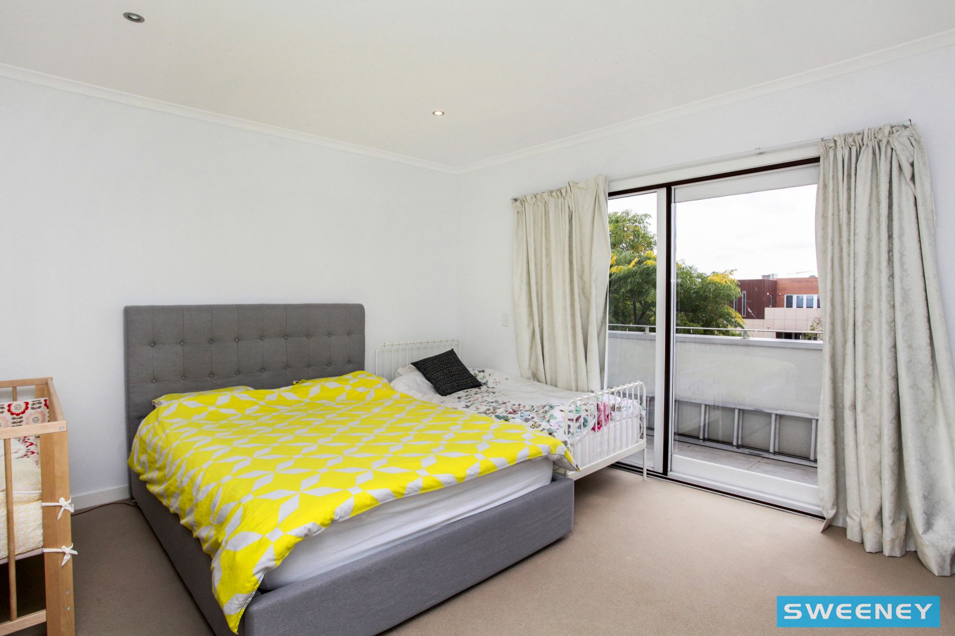 17A Viewbank Walk, Caroline Springs - Thumbnail 6