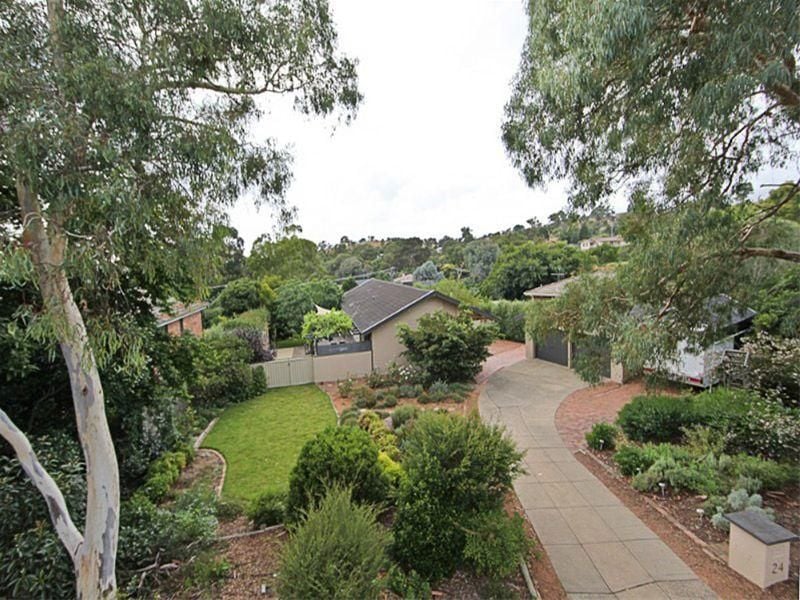 24 Beaumont Close, Chapman - Thumbnail 2