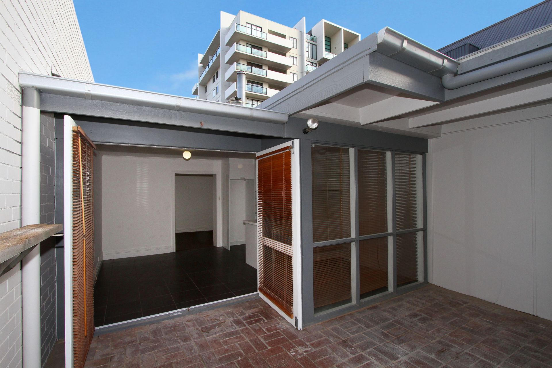 FULLY RENOVATED WITH TRAMS AT YOUR DOOR
