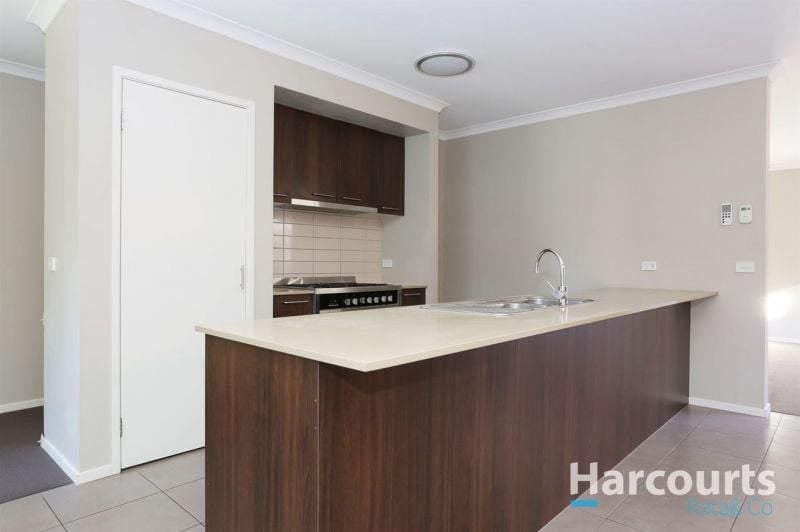 16 Bindaree Court, Mernda