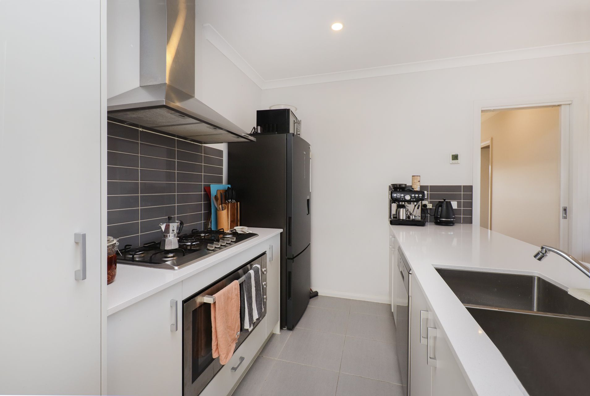 3/4 Camperdown Avenue Sunshine North VIC, Sunshine North - Thumbnail 5