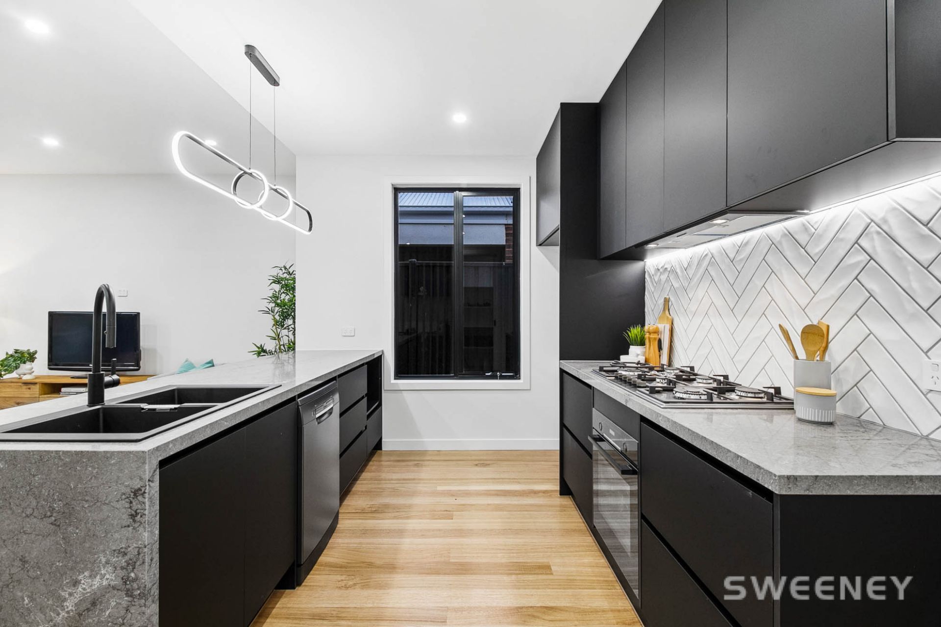 16 Ginifer Avenue, Altona North - Thumbnail 6