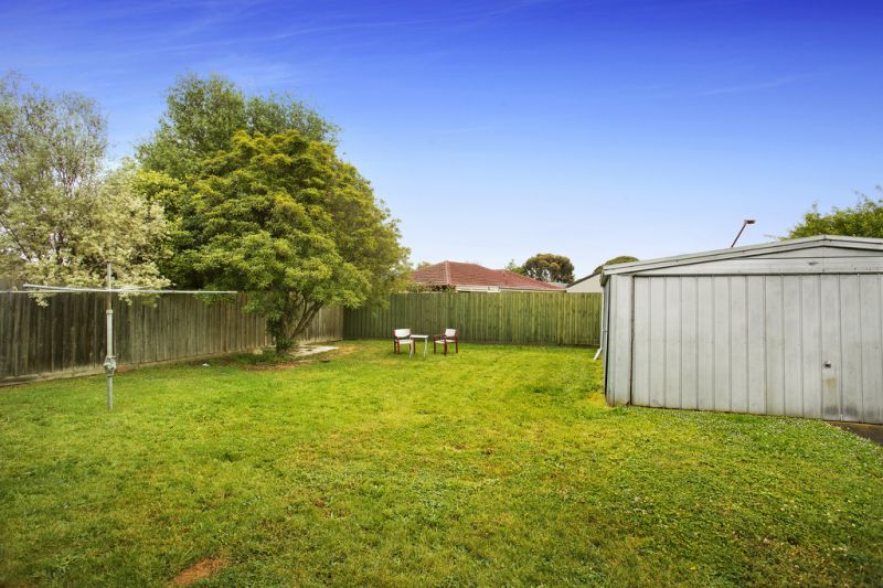 56 Essex Park Drive, Endeavour Hills - Thumbnail 8