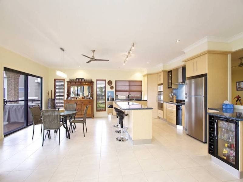 44 Kintyre BANORA POINT NSW, 44 Kintyre Banora Point - Thumbnail 2