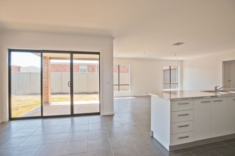 26 Stonehill Drive, Bacchus Marsh - Thumbnail 5