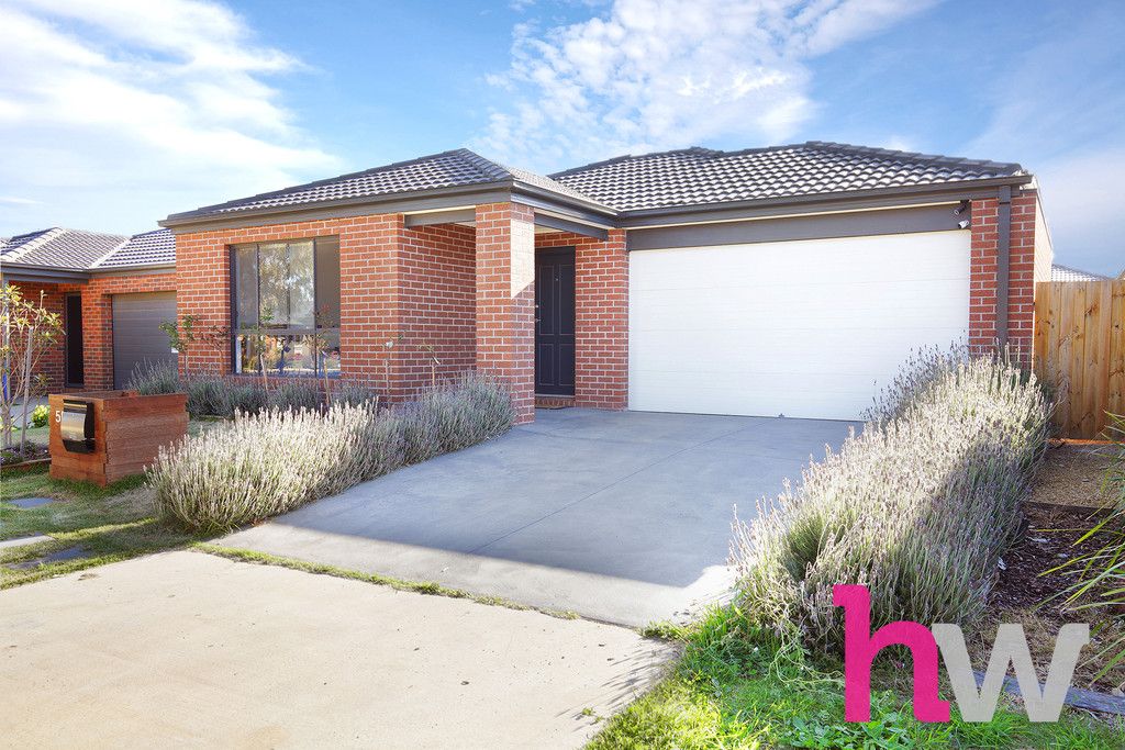 Real Estate For Sale 55 Carter Road Armstrong Creek , VIC