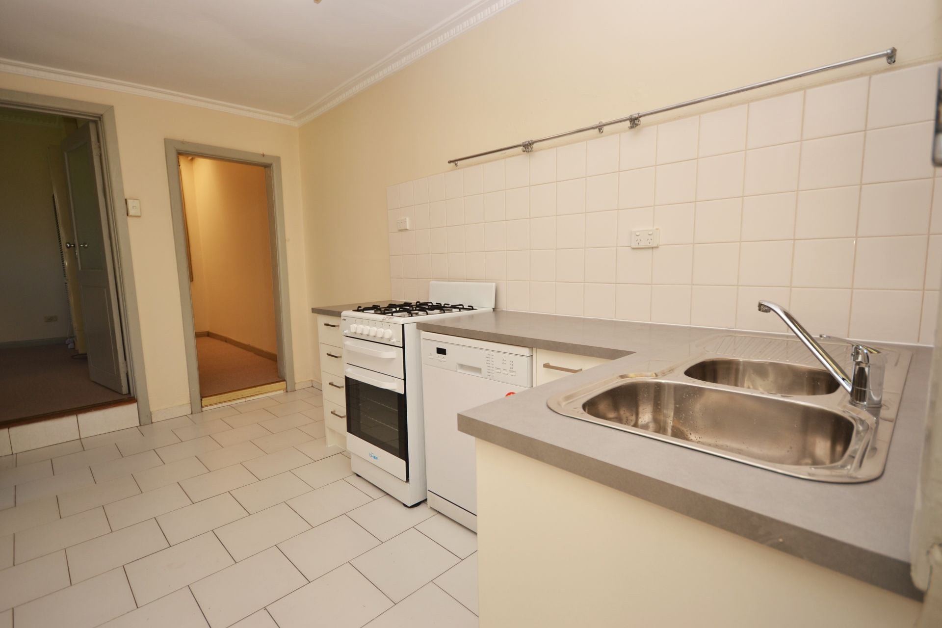 YOU WONT NEED A CAR FOR THIS ONE!