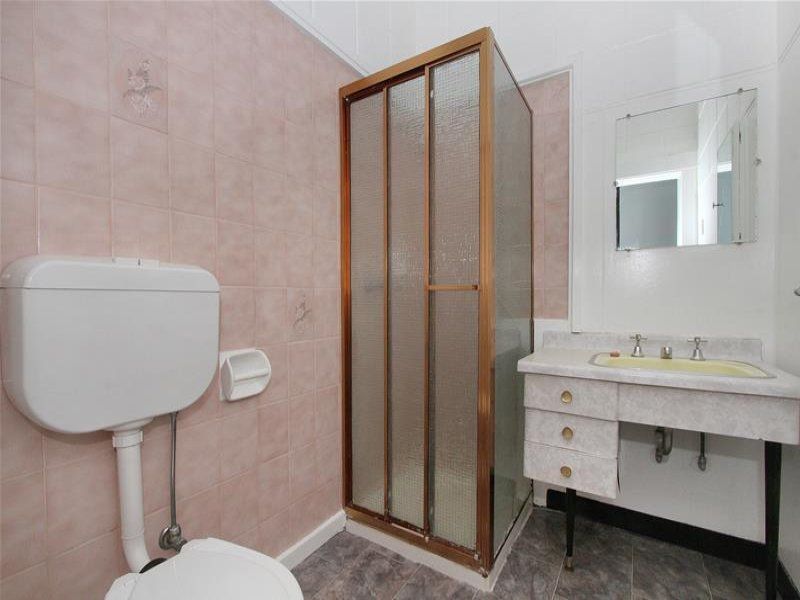 CLEAN AND TIDY!