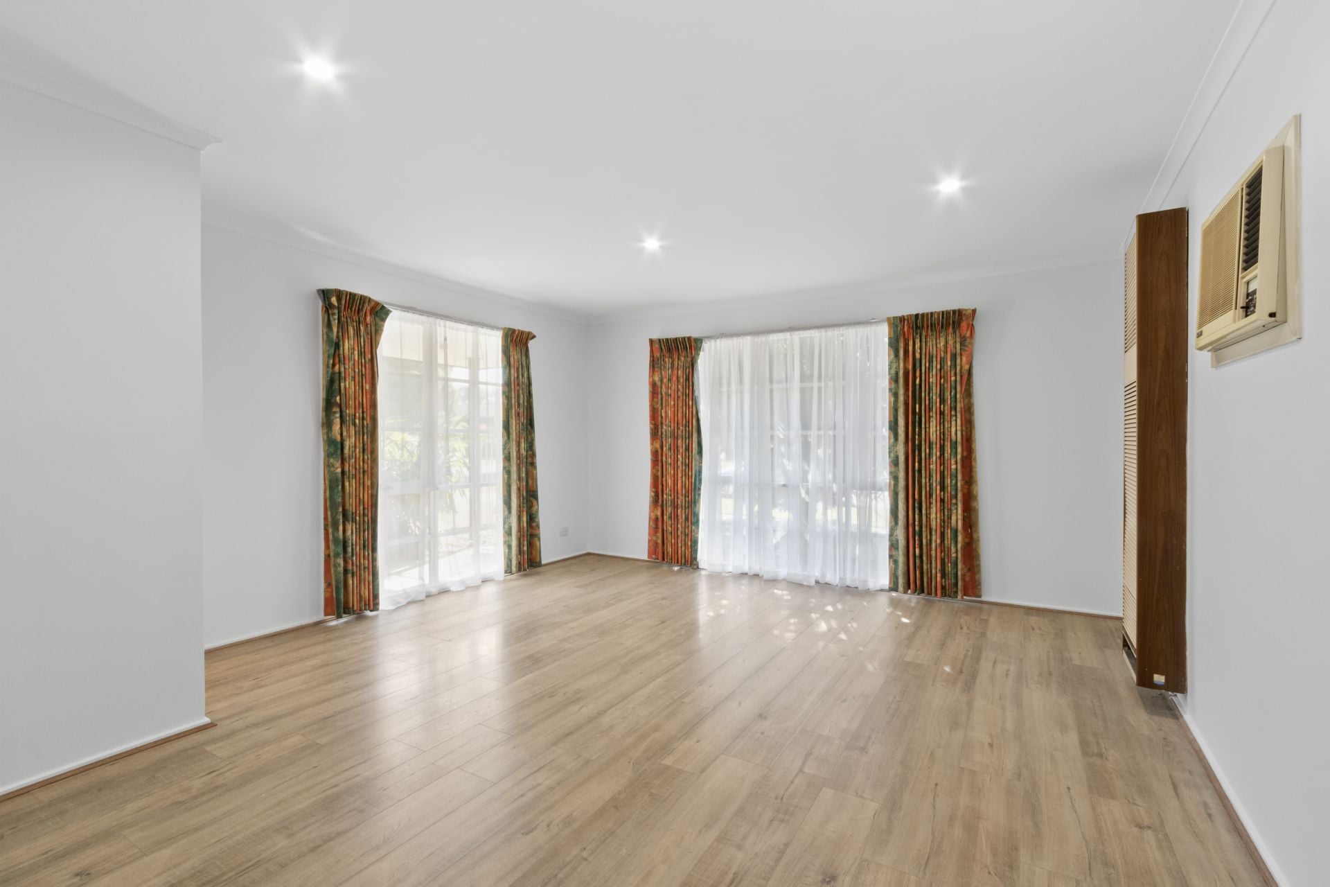 Spacious Home bathed in Sunlight