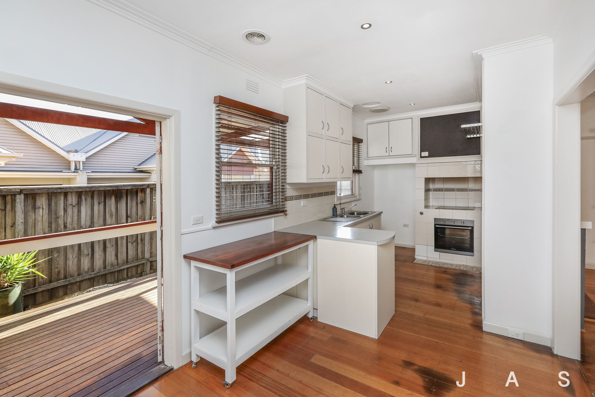 25 Carmen Street Newport VIC, Newport - Thumbnail 6