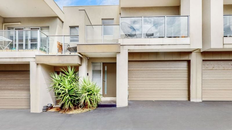 11/422 Station Street, Bonbeach VIC