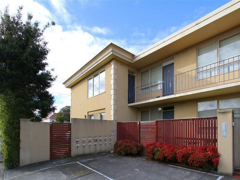 8/40 Clarendon Street, Thornbury