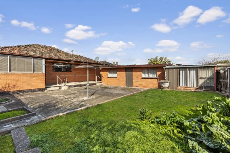 17 Winslow Avenue, Lalor