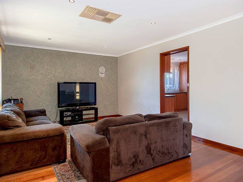 51 Nicholson Street, Altona Meadows - Thumbnail 3