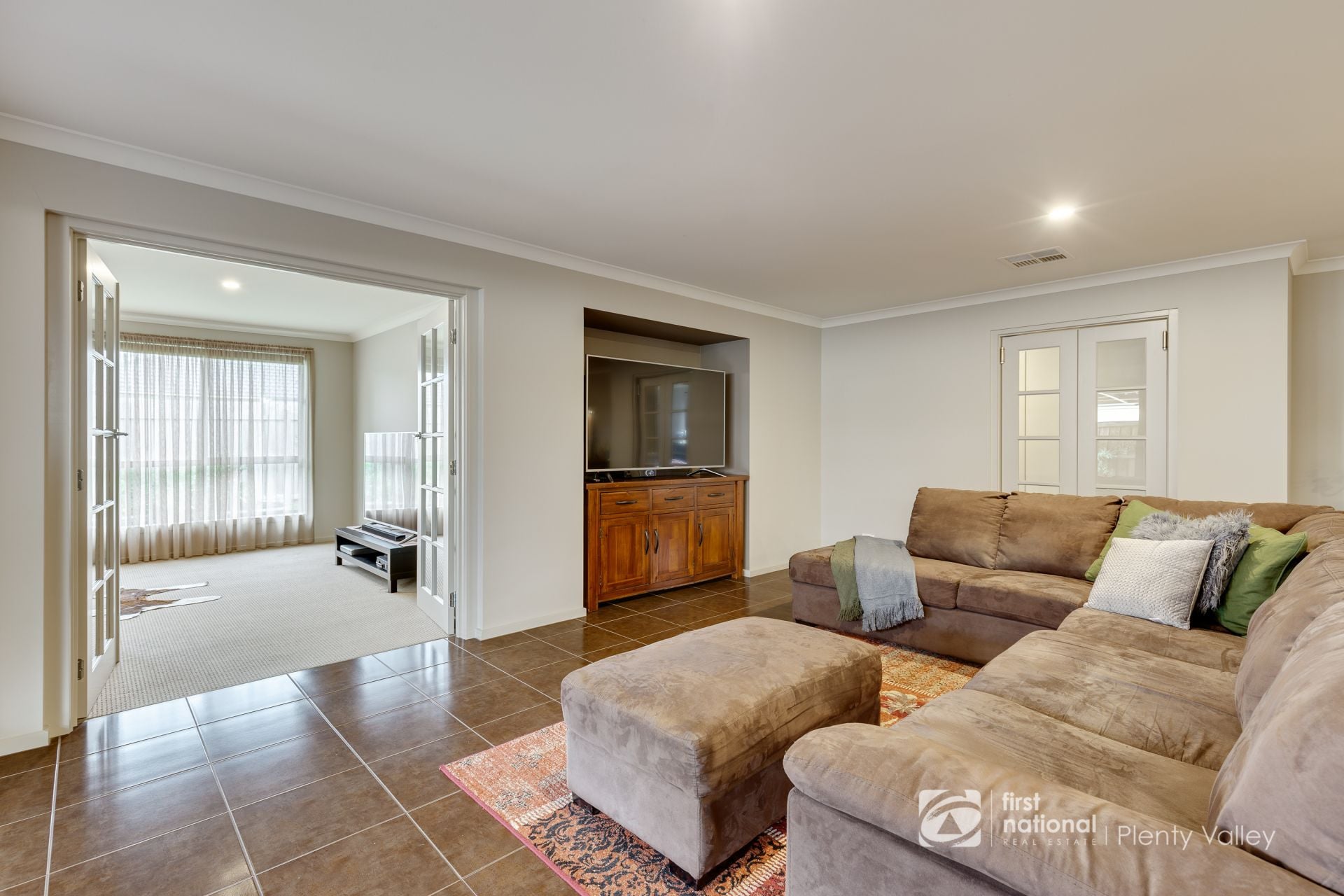 16 Shepherds Way Mernda, Mernda - Thumbnail 5