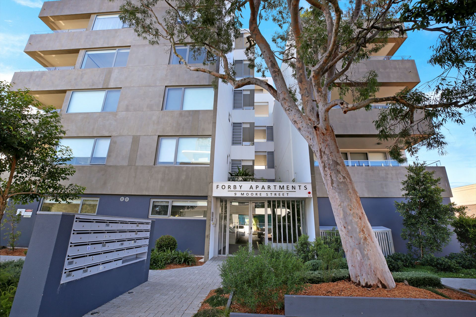 203/9 Moore Street, Sutherland NSW 2232