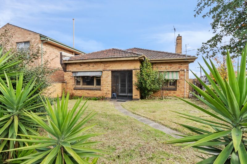 843 High Street, Reservoir