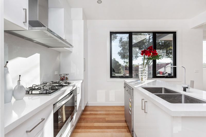 39 Kingston Street, Yarraville - Thumbnail 8