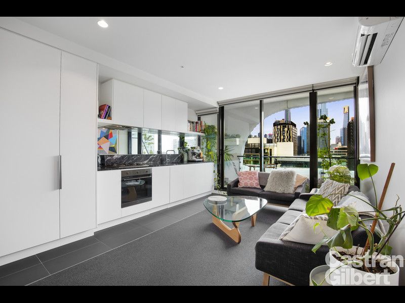 1402/52 Park Street, South Melbourne - Thumbnail 2