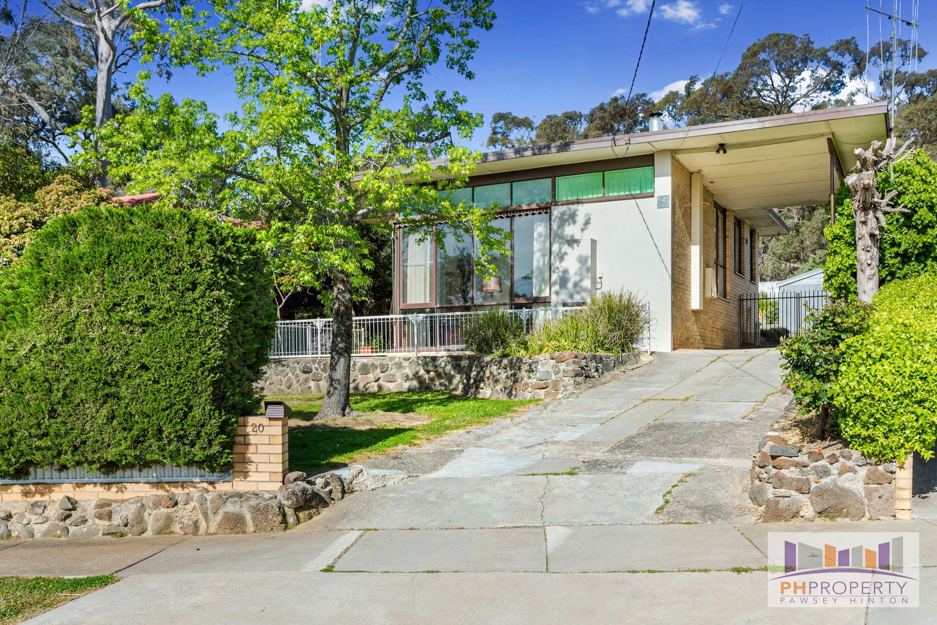 20 Hewitt Avenue KENNINGTON VIC