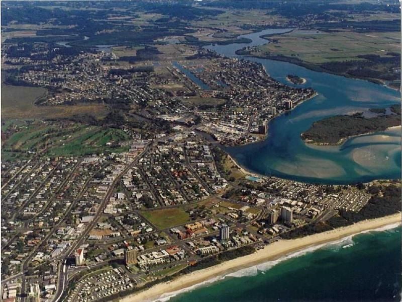 1/5 Kenewin Avenue MAROOCHYDORE QLD, Maroochydore - Thumbnail 3