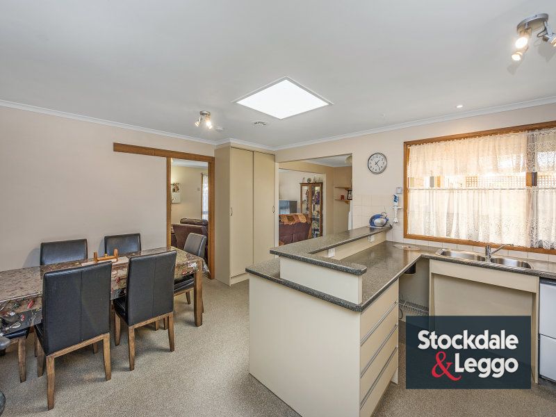 11 Coronet Close EPPING, Epping - Thumbnail 5
