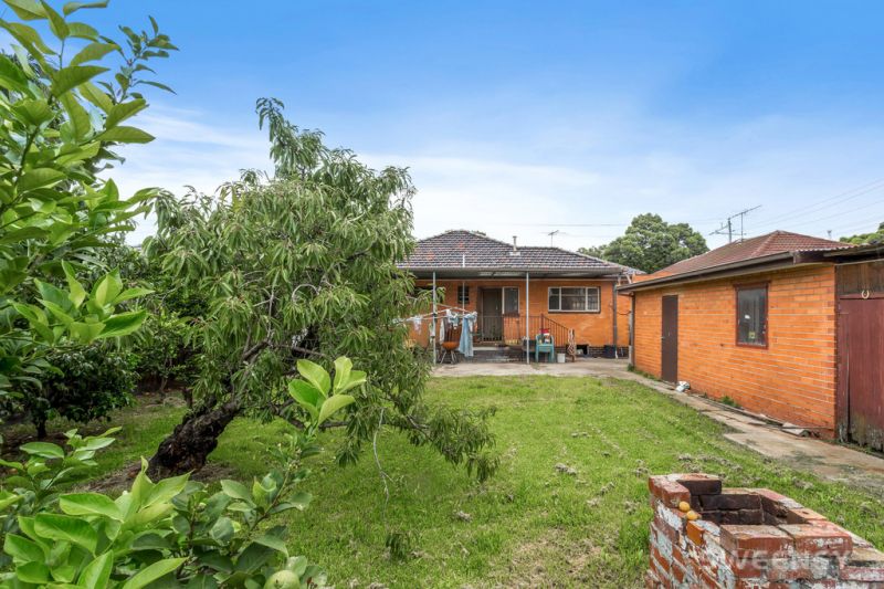 12 Paproth Grove, Altona North - Thumbnail 5