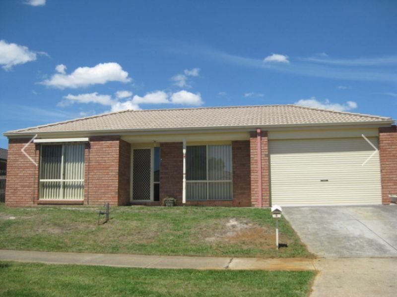 9 Hatten Place, Berwick VIC