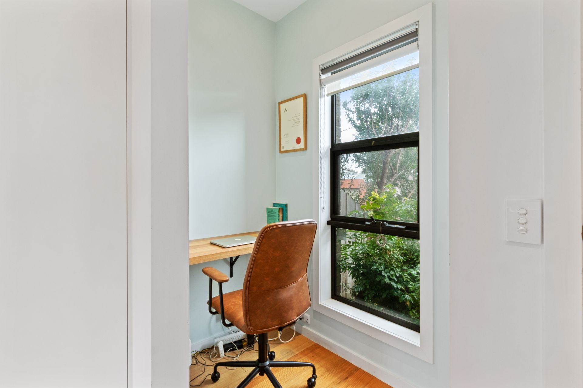 Charming 2 Bedroom Townhouse in the Heart of Preston