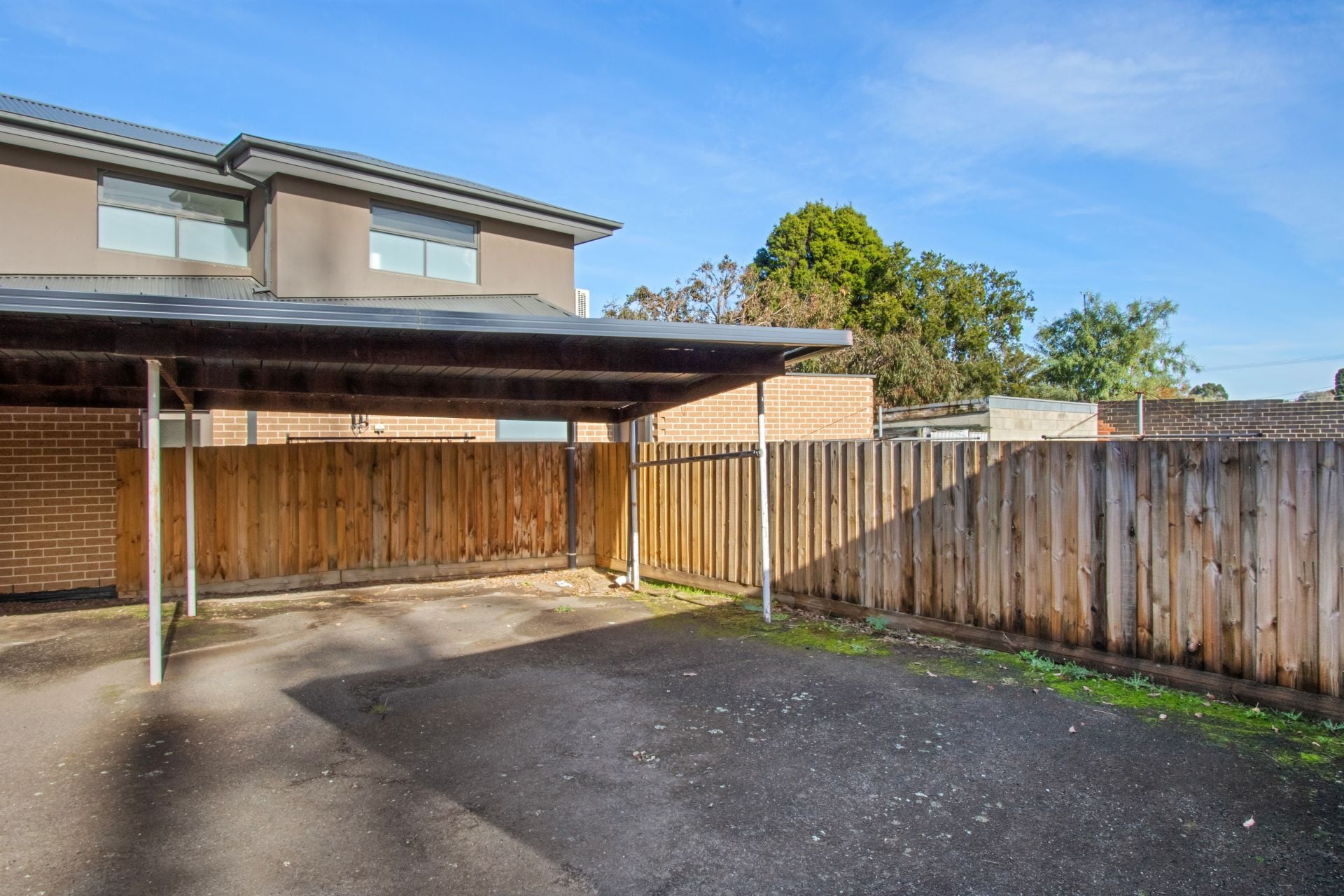 Fully Renovated 2-Bedroom Unit!