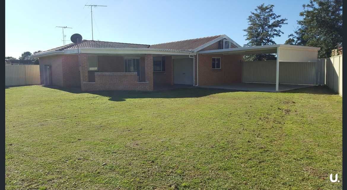 Bligh Park 8 Acres Place