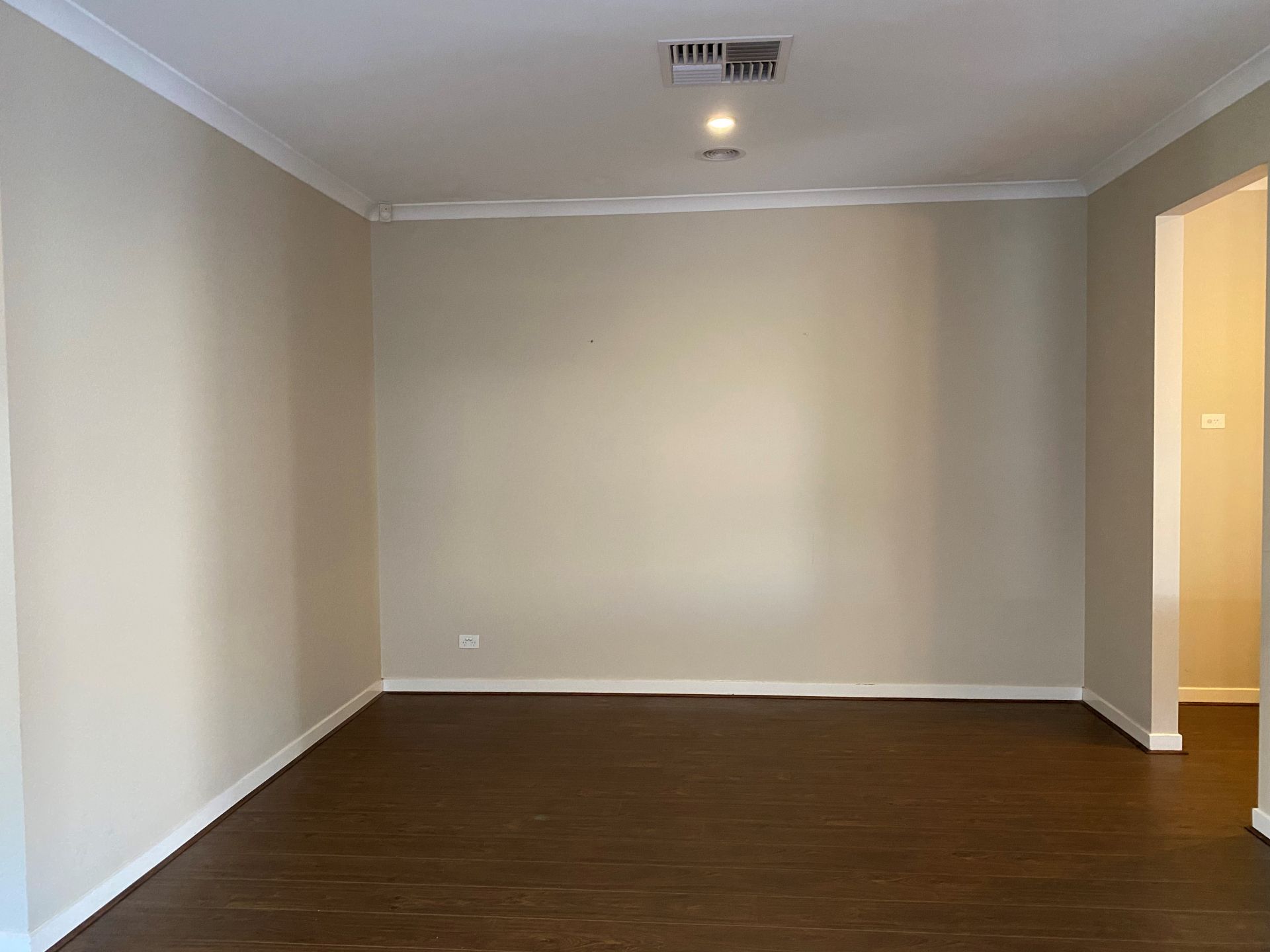 CONVENIENT & MODERN STYLE LIVING    *Insp Sat 2nd May @ 10:15am*