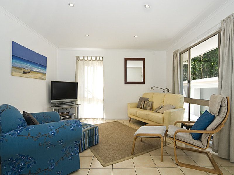 17 Coral Tree Avenue NOOSA HEADS QLD, Noosa Heads - Thumbnail 3