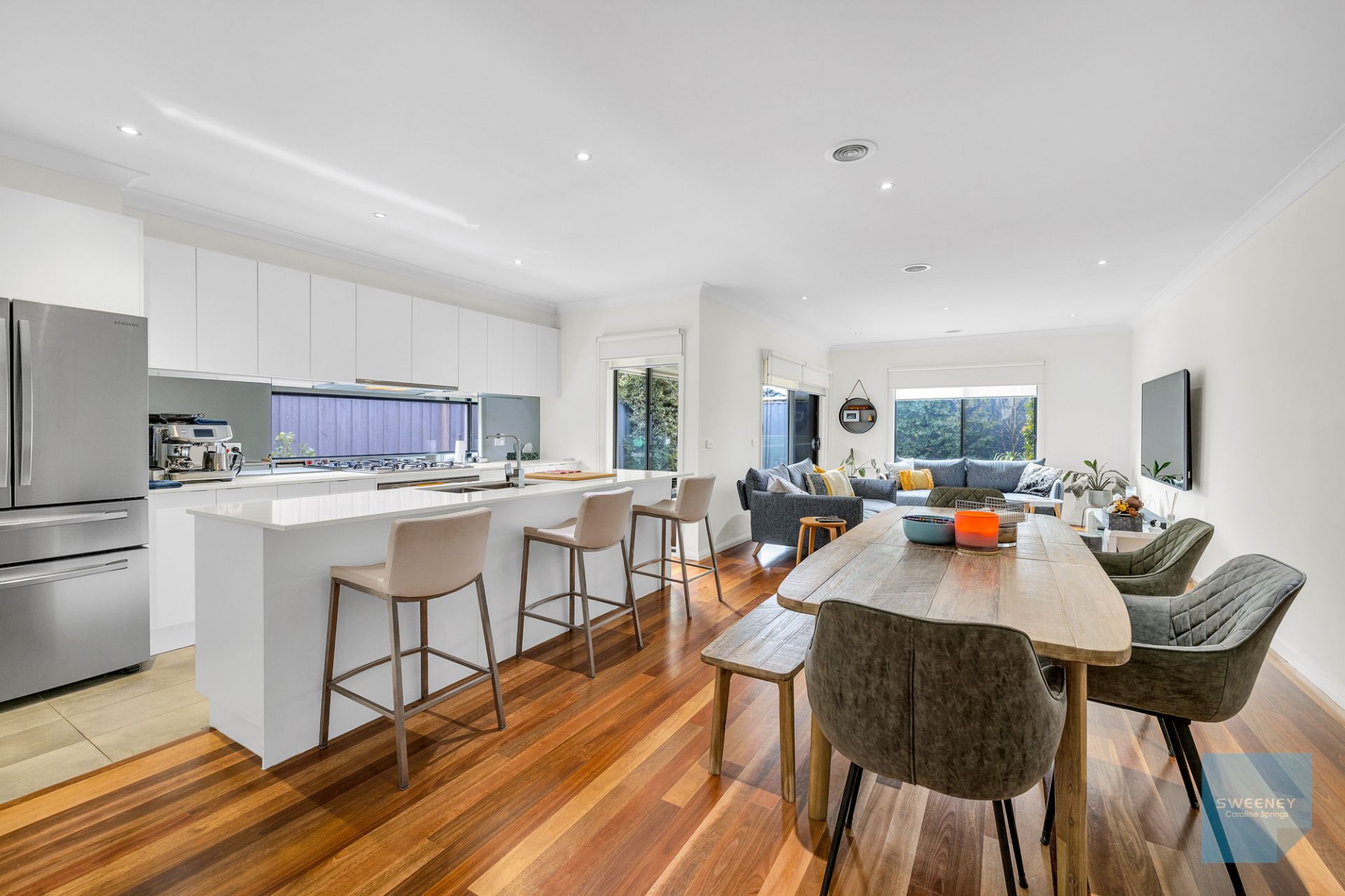 7 Twain Way, Fraser Rise - Thumbnail 4
