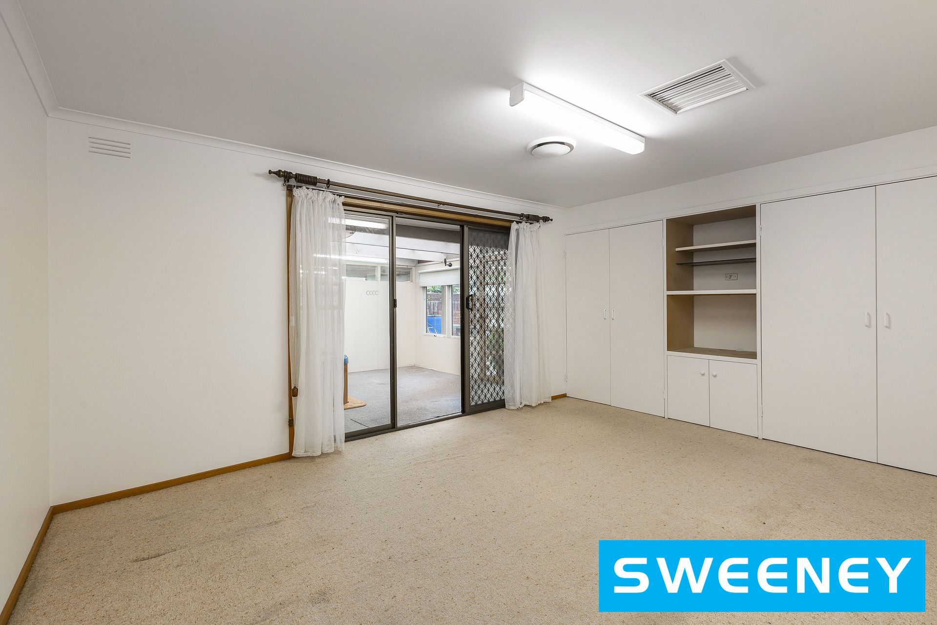 2 O'Shannessy Court, Altona Meadows - Thumbnail 5