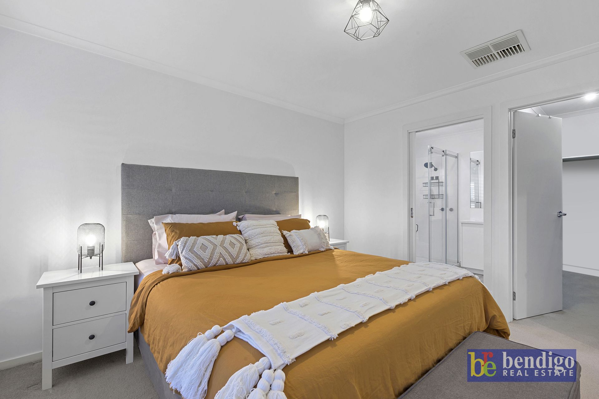 32 Lanark Drive, Junortoun Bendigo Real Estate