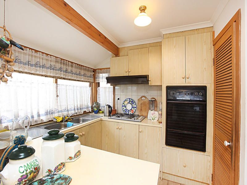 13 Rosscommon Place, Seabrook - Thumbnail 3