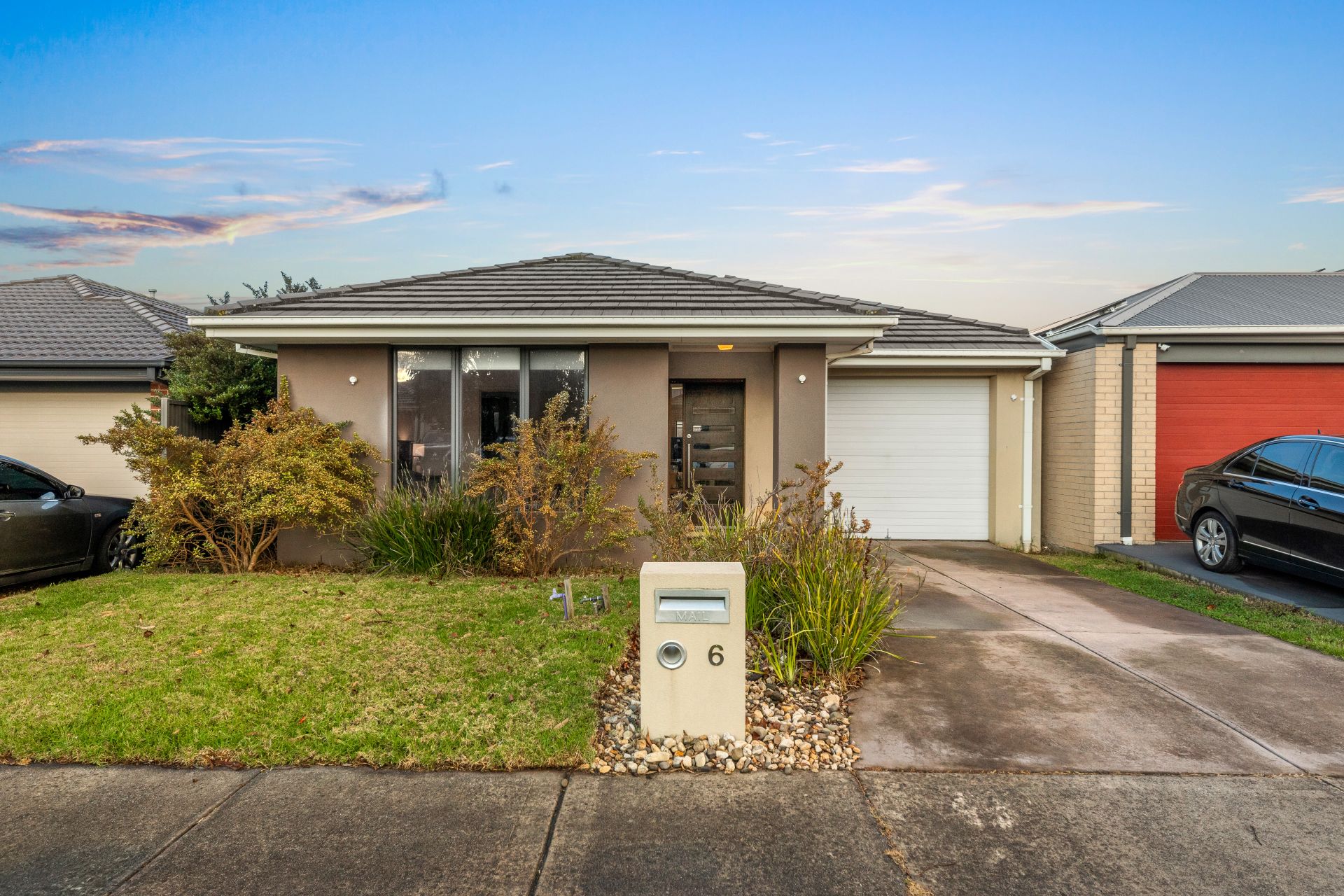 6 Mossbank Road, Cranbourne East OBrien Real Estate