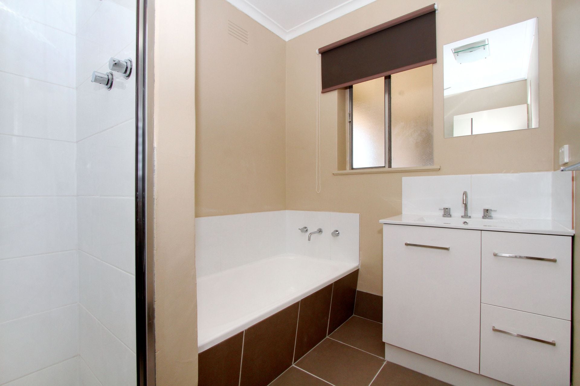FULLY RENOVATED ONE BEDROOM - INSPECT TODAY