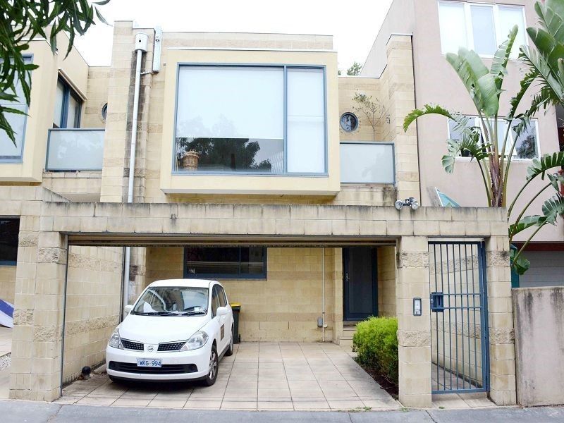 5 Neptune Place, St Kilda