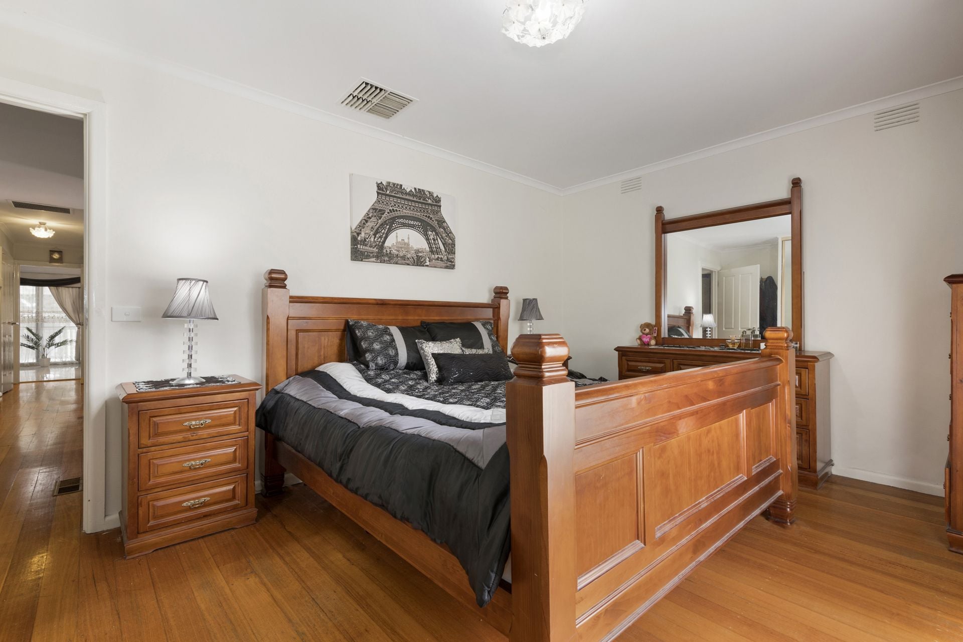 4 BEDROOM FAMILY HOME - SURPRISE PACKAGE